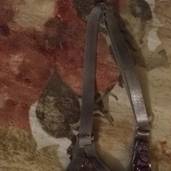 Pink sequinned slip - Picture 6 of 13